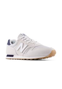 Buty unisex New Balance M3735I3 – szare. Okazja: na co dzień. Kolor: szary. Materiał: guma, zamsz. Szerokość cholewki: normalna. Model: New Balance 373 #6