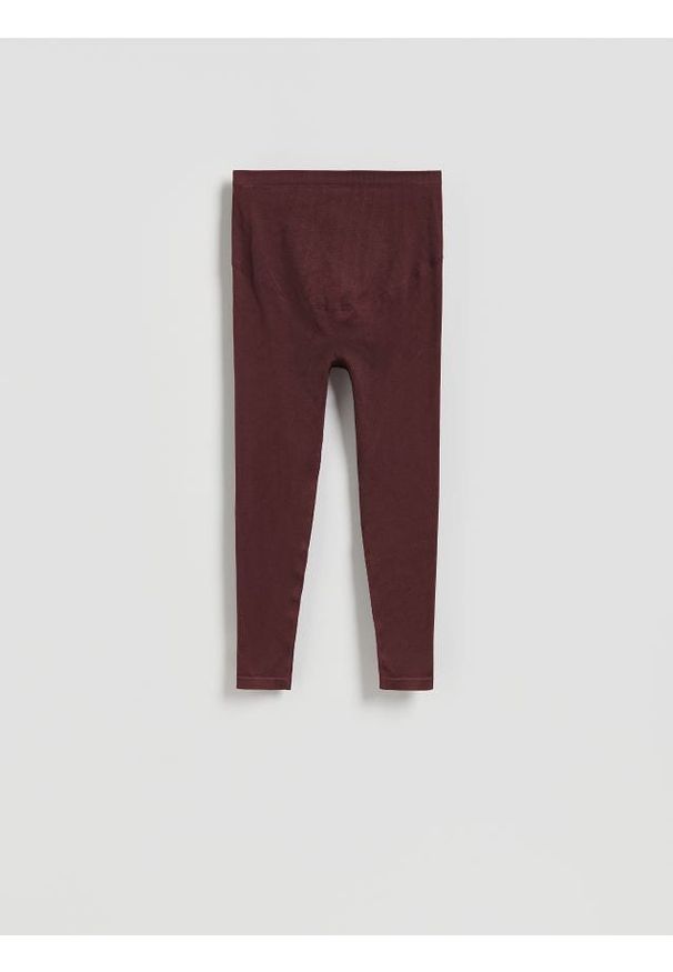 Reserved - Bezszwowe legginsy - brązowy. Kolor: brązowy. Materiał: dzianina. Wzór: prążki