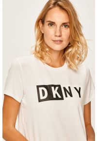 DKNY - Dkny t-shirt DP8T5894 damski kolor biały. Okazja: na co dzień. Kolor: biały. Materiał: dzianina. Styl: casual #4