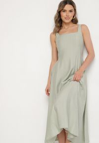 Born2be - Zielona Wiskozowa Sukienka o Rozkloszowanym Kroju z Kwadratowym Dekoltem Avmila. Typ kołnierza: dekolt kwadratowy. Kolor: zielony. Materiał: wiskoza. Styl: klasyczny #4