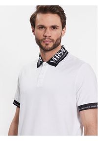 Versace Jeans Couture Polo 74GAGT02 Biały Regular Fit. Typ kołnierza: polo. Kolor: biały. Materiał: bawełna #3