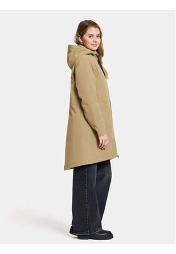 Didriksons Parka Marta-Lisa Wns Prk 2 504823 Beżowy Regular Fit. Kolor: beżowy. Materiał: syntetyk