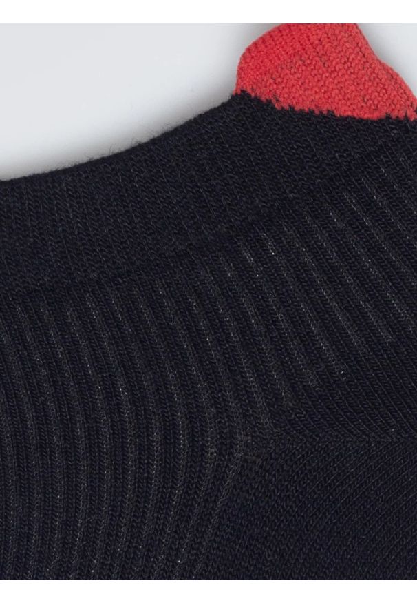 Big-Star - Stopki damskie z wiskozy z sercem czarne Lovelia 906. Kolor: czarny. Materiał: wiskoza. Wzór: ze splotem