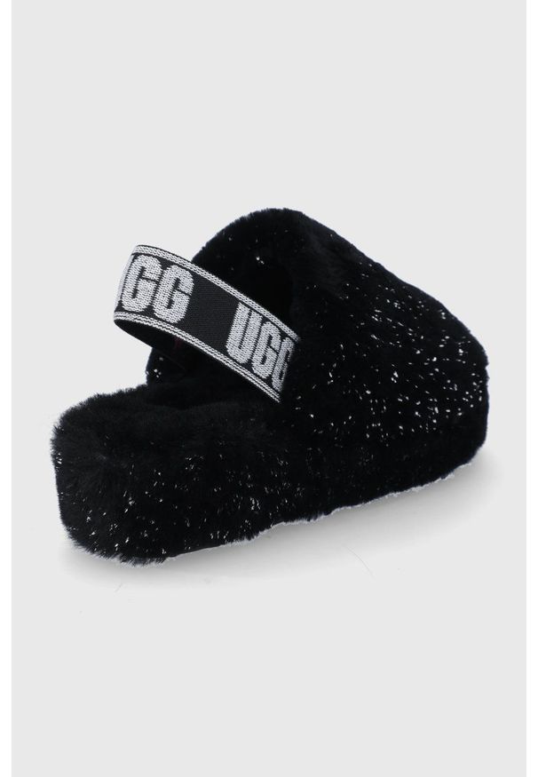 Ugg - UGG Kapcie wełniane Fluff Yeah kolor czarny. Kolor: czarny. Materiał: wełna