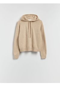 Reserved - Wełniany sweter z kapturem - beżowy. Typ kołnierza: kaptur. Kolor: beżowy. Materiał: wełna