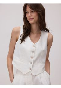 Reserved - Lniana kamizelka - biały. Kolor: biały. Materiał: len #1