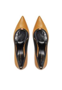 Tory Burch Szpilki 155737 Beżowy. Kolor: beżowy. Materiał: skóra. Obcas: na szpilce
