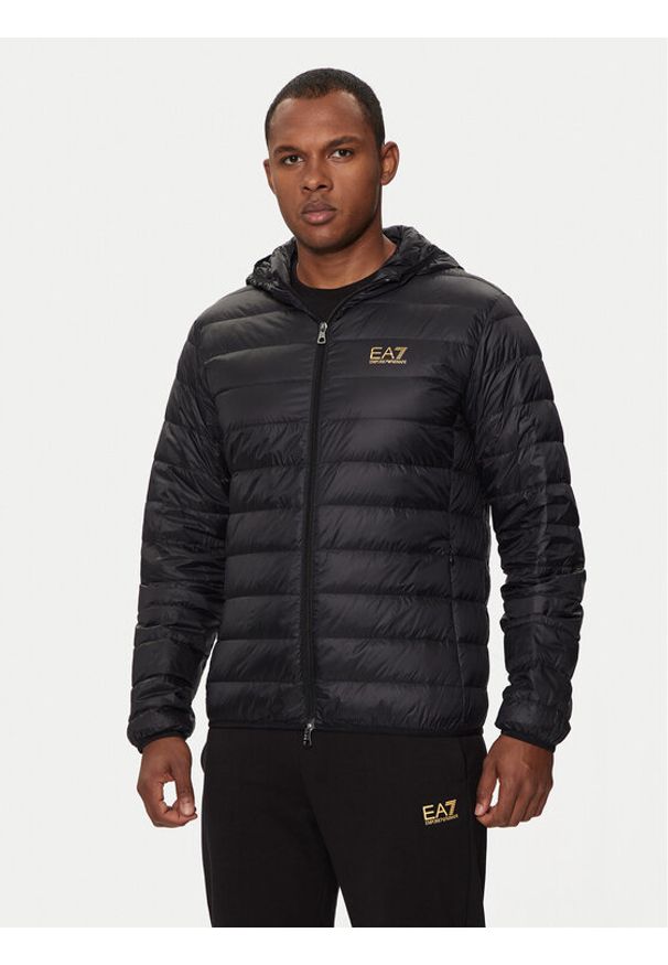 EA7 Emporio Armani Kurtka puchowa 8NPB24 PNGPZ 0208 Czarny Regular Fit. Kolor: czarny. Materiał: syntetyk