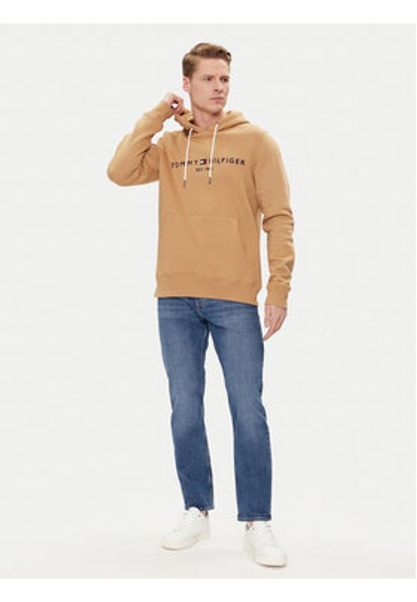 TOMMY HILFIGER - Tommy Hilfiger Bluza Logo MW0MW11599 Brązowy Regular Fit. Kolor: brązowy. Materiał: bawełna