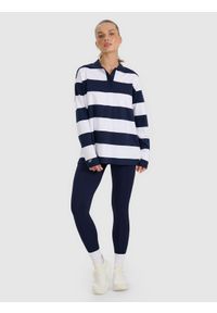 4f - 4F Longsleeve oversize damski - granatowy S. Typ kołnierza: polo. Kolor: niebieski. Materiał: bawełna, dzianina. Długość rękawa: długi rękaw. Styl: retro, sportowy