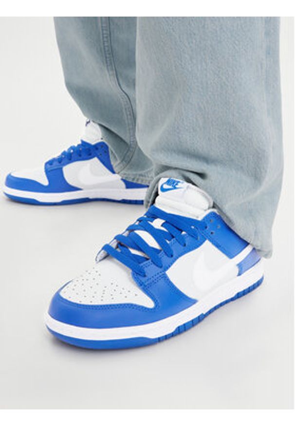 Nike Sneakersy Dunk Low FN3416 001 Biały. Kolor: biały. Materiał: skóra