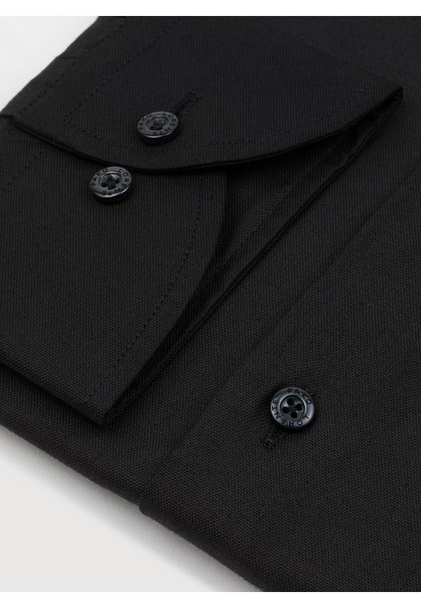 Pako Lorente - PAKO LORENTE – Męska elegancka koszula w kolorze czarnym. Okazja: na wesele, na ślub cywilny. Kolor: czarny. Materiał: bawełna. Długość rękawa: długi rękaw. Długość: długie. Wzór: gładki. Styl: elegancki