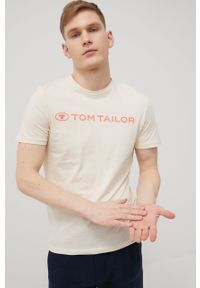 Tom Tailor t-shirt bawełniany kolor beżowy z nadrukiem. Kolor: beżowy. Materiał: bawełna. Wzór: nadruk
