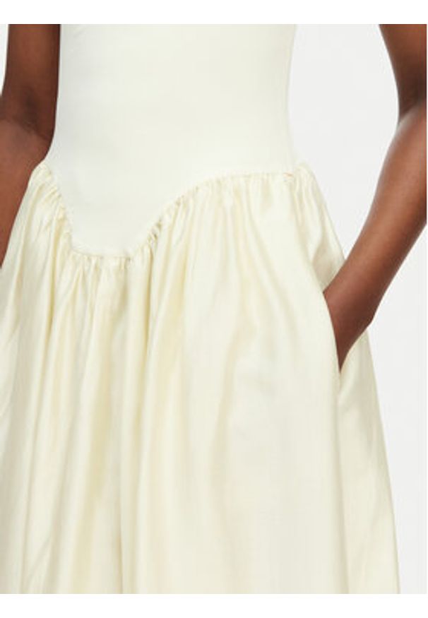 BARDOT - Bardot Sukienka letnia Lorie 60385DB Kremowy Regular Fit. Kolor: kremowy. Materiał: syntetyk. Sezon: lato