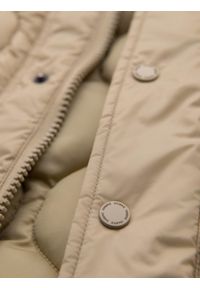 Ombre Clothing - Pikowana kurtka męska w koszulowym fasonie – beżowa V1 - Rozmiar: L. Okazja: na co dzień. Kolor: beżowy. Materiał: poliester, materiał. Wzór: aplikacja. Styl: casual, elegancki