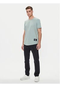 Calvin Klein Jeans T-Shirt J30J323482 Zielony Regular Fit. Kolor: zielony. Materiał: bawełna