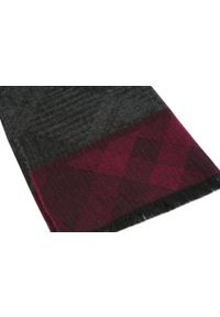 Delikatny Szal Męski z Wełny Kaszmirskiej - V. Fraas - Grafit z Bordo. Kolor: czerwony. Materiał: wełna. Sezon: zima, lato, jesień. Styl: klasyczny, elegancki