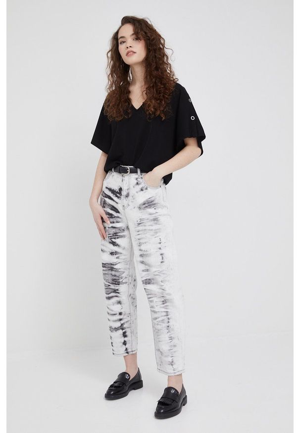Armani Exchange bluzka 3LYM72.YJ7RZ damska kolor czarny gładka. Kolor: czarny. Wzór: gładki