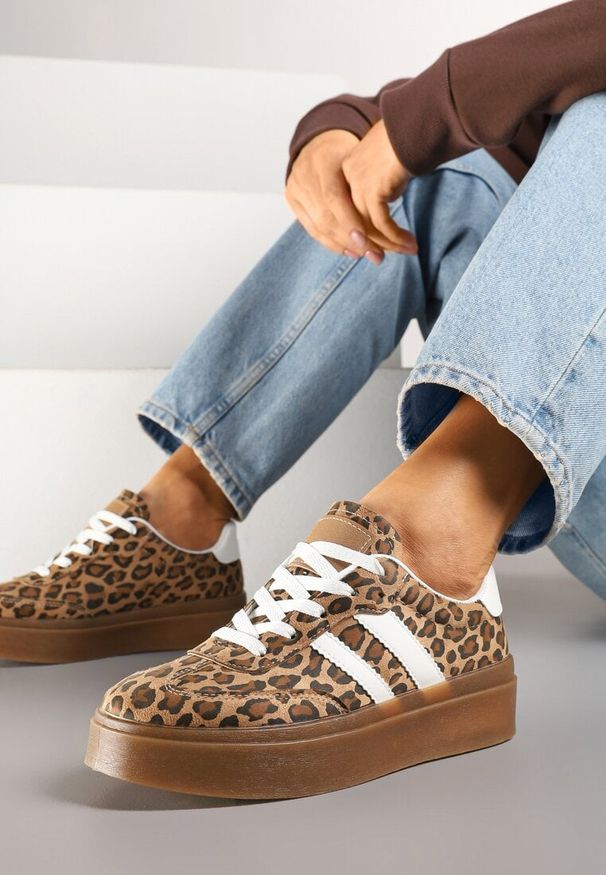 Renee - Panterkowe Klasyczne Sneakersy Tenisówki na Niskiej Platformie Denirla. Okazja: na co dzień. Materiał: jeans. Obcas: na platformie