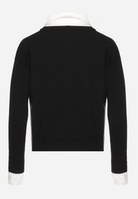 Born2be - Czarny Sweter z Koszulową Wstawką i Dekoltem w Serek Terviap. Okazja: na co dzień. Typ kołnierza: dekolt w serek. Kolor: czarny. Materiał: jeans. Styl: klasyczny, elegancki, casual #7