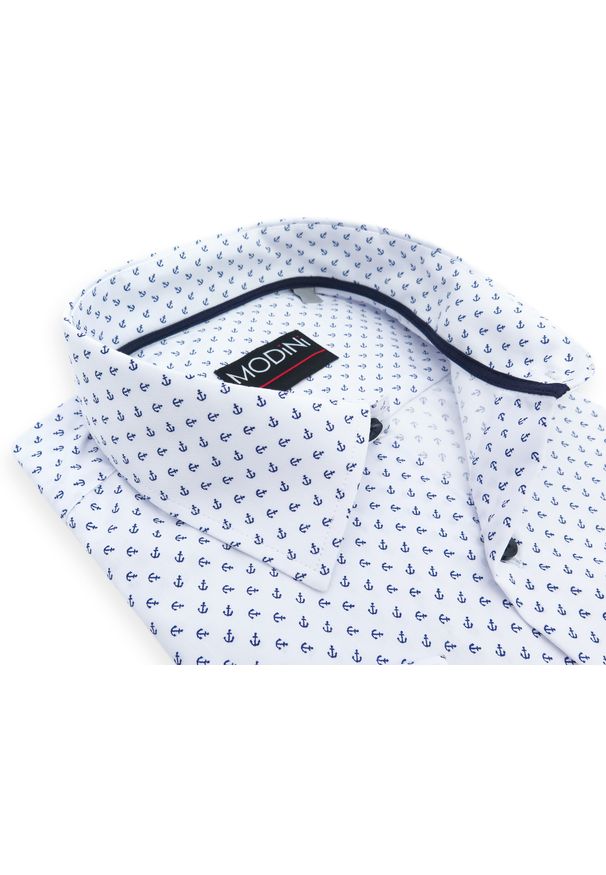 Modini - Biała koszula męska z krótkim rękawem we wzór - kotwice MK22. Kolor: biały. Materiał: bawełna, poliester, tkanina. Długość rękawa: krótki rękaw. Długość: krótkie. Styl: klasyczny