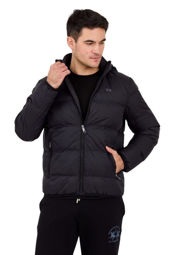 La Martina - LA MARTINA MAN Czarna pikowana męska kurtka Outerwear Basic Nylon, Rozmiar L. Kolor: czarny. Materiał: nylon. Długość rękawa: długi rękaw. Długość: długie. Styl: elegancki