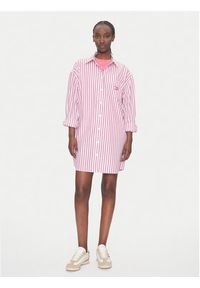 Tommy Jeans Sukienka koszulowa DW0DW21122 Różowy Relaxed Fit. Kolor: różowy. Materiał: bawełna. Typ sukienki: koszulowe