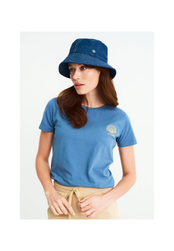 Ochnik - Niebieski T-shirt damski z nadrukiem. Kolor: niebieski. Materiał: bawełna. Długość: krótkie. Wzór: nadruk. Styl: elegancki