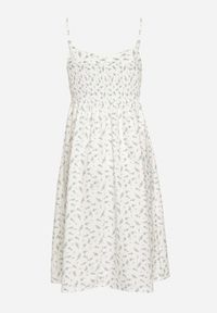 Born2be - Biało-Niebieska Rozkloszowana Sukienka w Drobne Kwiaty na Cienkich Ramiączkach Reteri. Okazja: na co dzień, na randkę. Typ kołnierza: dekolt w kształcie V. Kolor: biały. Materiał: jeans. Długość rękawa: na ramiączkach. Wzór: kwiaty. Styl: casual #2