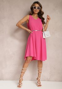 Renee - Fuksjowa Trapezowa Sukienka Midi na Ramiączkach Herddia. Kolor: różowy. Długość rękawa: na ramiączkach. Typ sukienki: trapezowe. Długość: midi #4
