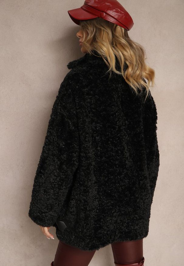 Renee - Czarna Dwurzędowa Kurtka Futerkowy Płaszcz z Dodatkowymi Rękawiczkami Hetirra. Okazja: na spacer, na co dzień. Kolor: czarny. Materiał: jeans. Styl: elegancki, casual