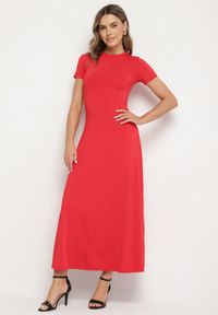 Born2be - Czerwona Sukienka o Taliowanym Kroju z Krótkim Rękawem Liravise. Okazja: na co dzień. Kolor: czerwony. Długość rękawa: krótki rękaw. Sezon: wiosna, lato. Typ sukienki: rozkloszowane. Styl: klasyczny, casual, elegancki #1