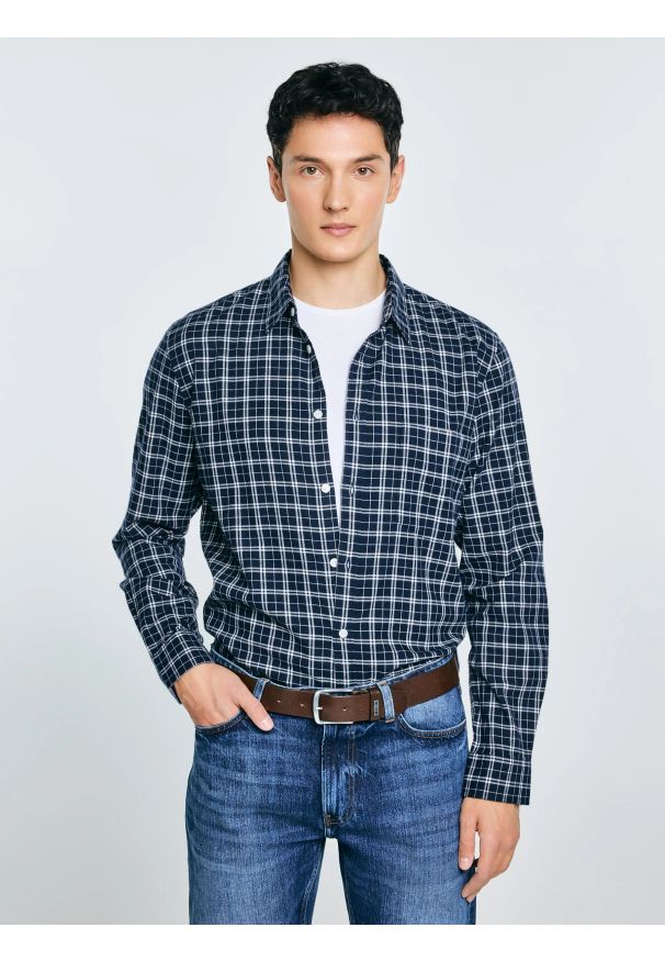 Big-Star - Koszula męska flanelowa w kratę granatowa Meridenisoni 403. Typ kołnierza: kołnierzyk klasyczny. Kolor: niebieski. Wzór: kratka. Styl: klasyczny