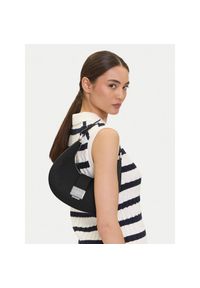 Torebka Tommy Jeans. Kolor: czarny #1