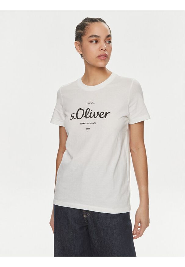 s.Oliver T-Shirt 2136463 Écru Regular Fit. Materiał: bawełna