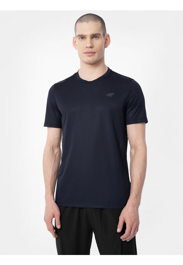 4f - Koszulka do biegania w terenie regular szybkoschnąca męska. Kolor: niebieski. Materiał: materiał, włókno, dzianina. Sport: bieganie