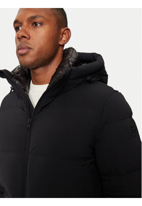 Woolrich Kurtka puchowa Sierra CFWOOU0847MRUT3107 Czarny Regular Fit. Kolor: czarny. Materiał: syntetyk