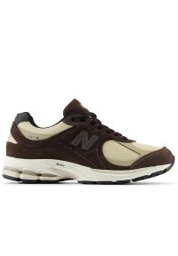 Buty New Balance M2002RXQ - brązowe. Okazja: na co dzień. Kolor: brązowy. Materiał: skóra, guma, zamsz. Szerokość cholewki: normalna. Sport: bieganie #1