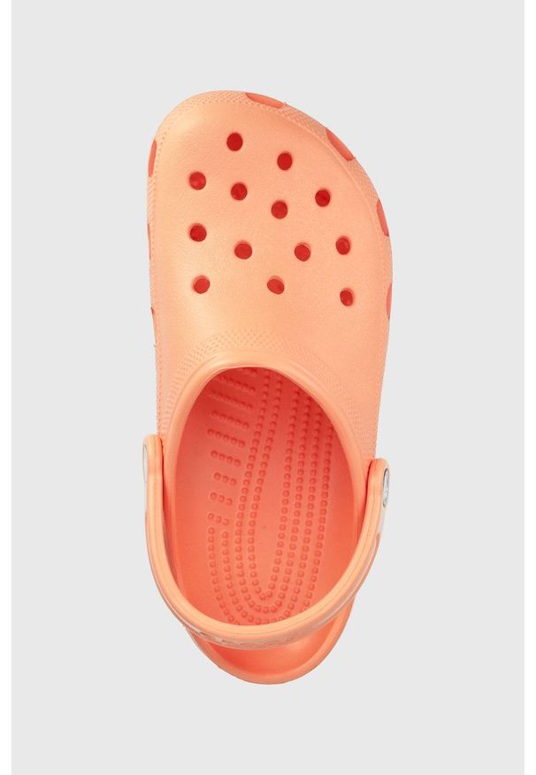 Crocs klapki damskie kolor pomarańczowy. Kolor: pomarańczowy. Materiał: materiał. Wzór: gładki. Obcas: na obcasie. Wysokość obcasa: niski