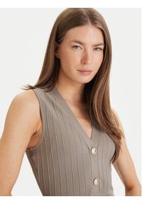 Guess Sukienka codzienna W6GK53 Z0658 Zielony Regular Fit. Okazja: na co dzień. Kolor: zielony. Materiał: wiskoza. Typ sukienki: proste. Styl: casual #4