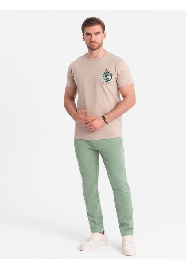 Ombre Clothing - Spodnie męskie dresowe z nogawką bez ściągacza - zielone V3 OM-PABS-0206 - XXL. Kolor: zielony. Materiał: dresówka. Wzór: aplikacja. Styl: klasyczny, sportowy