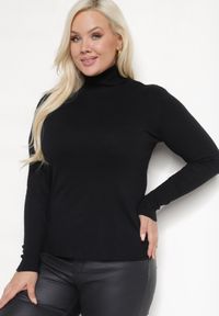 Born2be - Czarny Golf z Bawełną o Prostym Kroju Gemista. Okazja: na co dzień. Typ kołnierza: golf. Kolekcja: plus size. Kolor: czarny. Materiał: bawełna. Styl: casual, klasyczny, elegancki