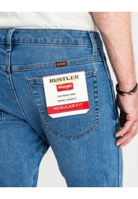Wrangler - MESKIE SPODNIE WRANGLER RUSTLER REGULAR ABYSS BLUE 112356516 W100018376. Okazja: na co dzień, do pracy. Styl: klasyczny, casual, elegancki #6