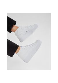 Adidas - Sneakersy adidas. Kolor: biały. Obcas: na platformie #1