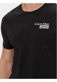 Calvin Klein Jeans T-Shirt J30J324647 Czarny Slim Fit. Kolor: czarny. Materiał: bawełna