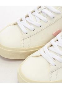 Veja - VEJA - Białe sneakersy ze skóry Campo. Zapięcie: sznurówki. Kolor: biały. Materiał: guma, materiał. Szerokość cholewki: normalna #9