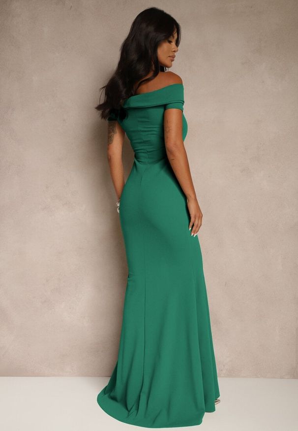 Renee - Zielona Sukienka Koktajlowa Typu Hiszpanka z Rozcięciem na Nogę Hallomea. Typ kołnierza: dekolt hiszpanka. Kolor: zielony. Styl: wizytowy