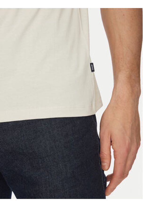 JOOP! Jeans T-Shirt 30027746 Beżowy Modern Fit. Kolor: beżowy. Materiał: bawełna