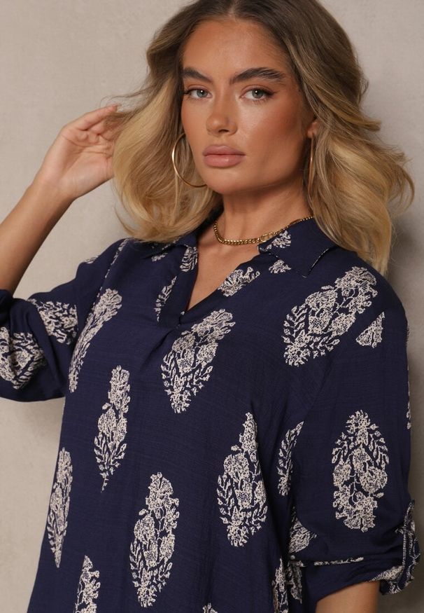 Renee - Granatowy Komplet Oversize w Stylu Rustykalnym Długa Koszula i Szerokie Spodnie Mepilara. Kolor: niebieski