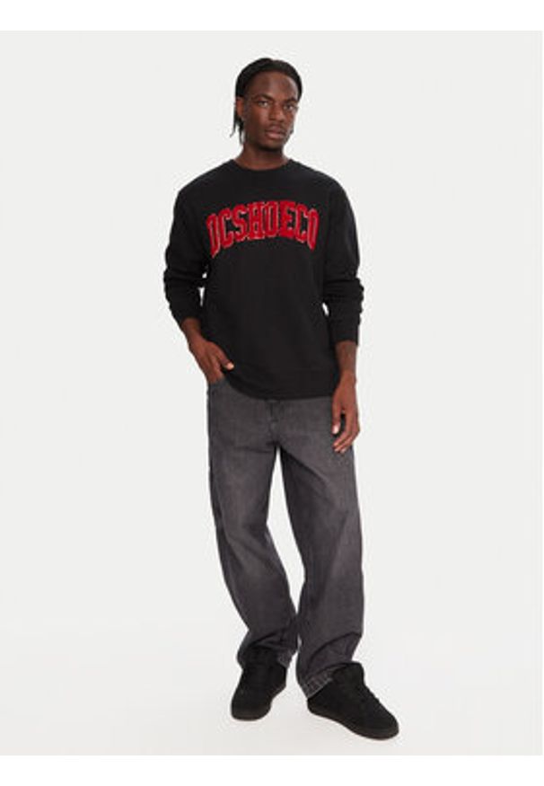 DC Bluza Varsity EDYFT03547 Czarny Regular Fit. Kolor: czarny. Materiał: bawełna